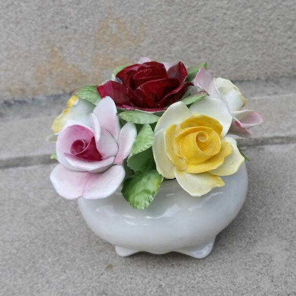 Royal Doulton Flower Bouquet Small English Porcelain Fine Bone China - Picture 3 of 13